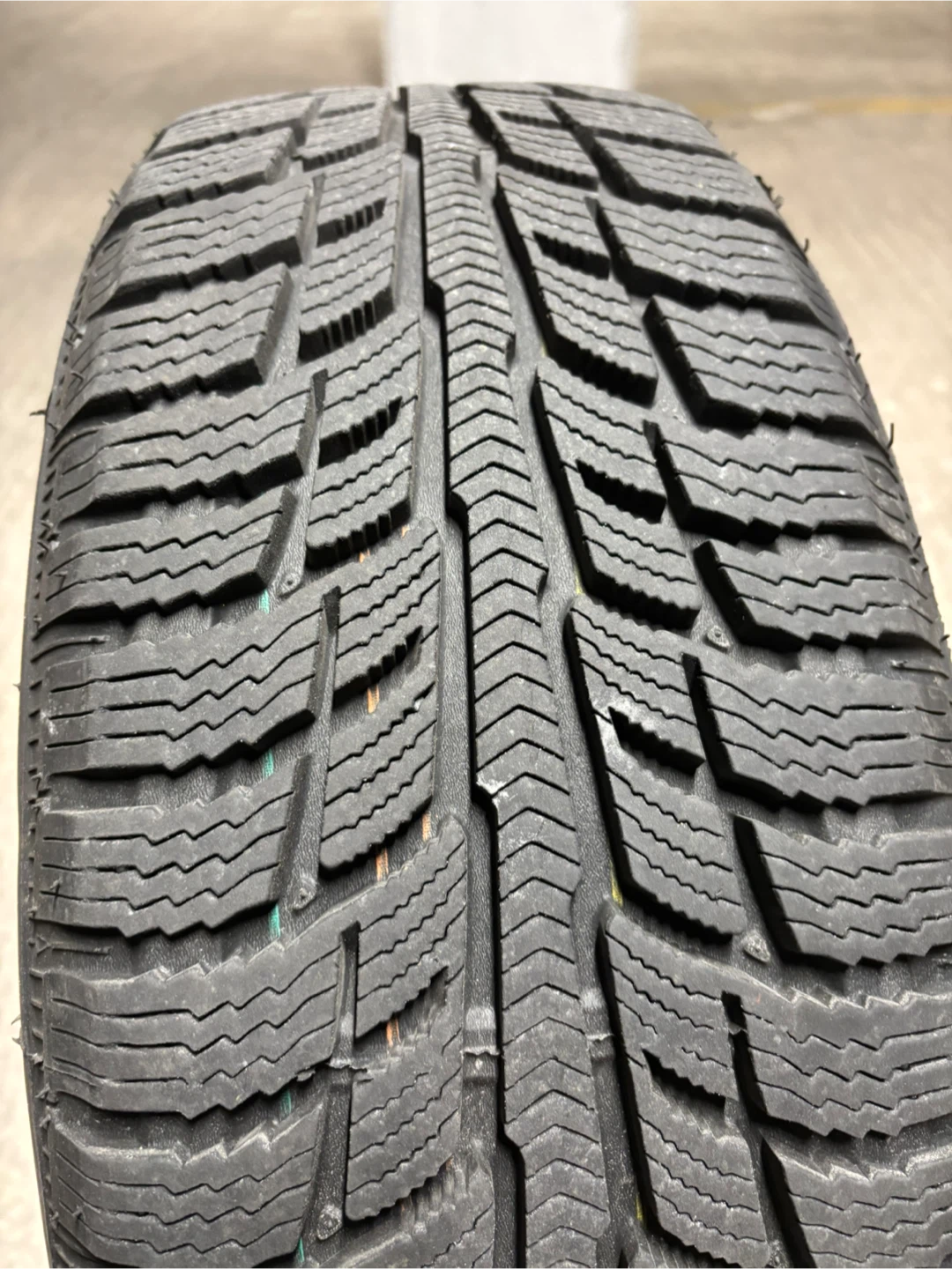 BFGoodrich Winter T/A 205/55R16 Tire