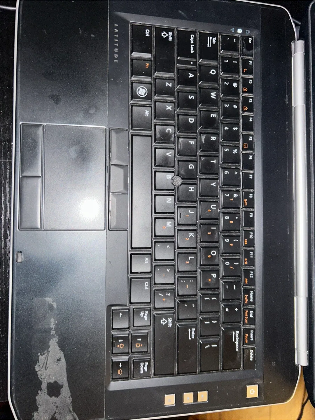 Dell Latitude Laptop - Intel i5, 8GB RAM, Windows 10 image indicator(6)