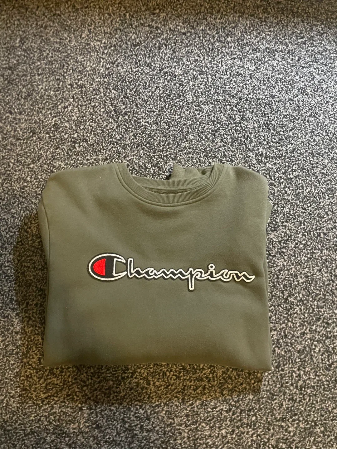 Champion Athleticwear Crewneck image indicator(6)