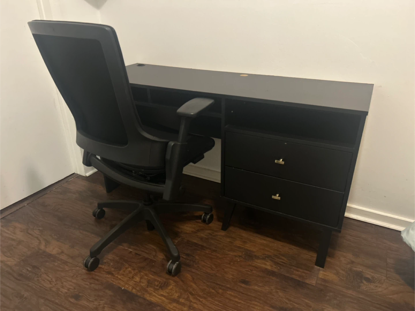 Black Desk and Office Chair Set - photo 2