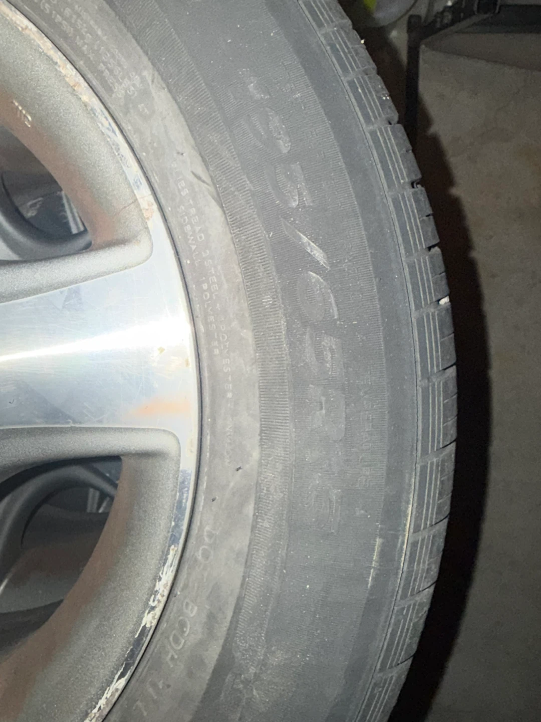 Set of 4 Honda Winter Tires 195/65R15 - photo 3