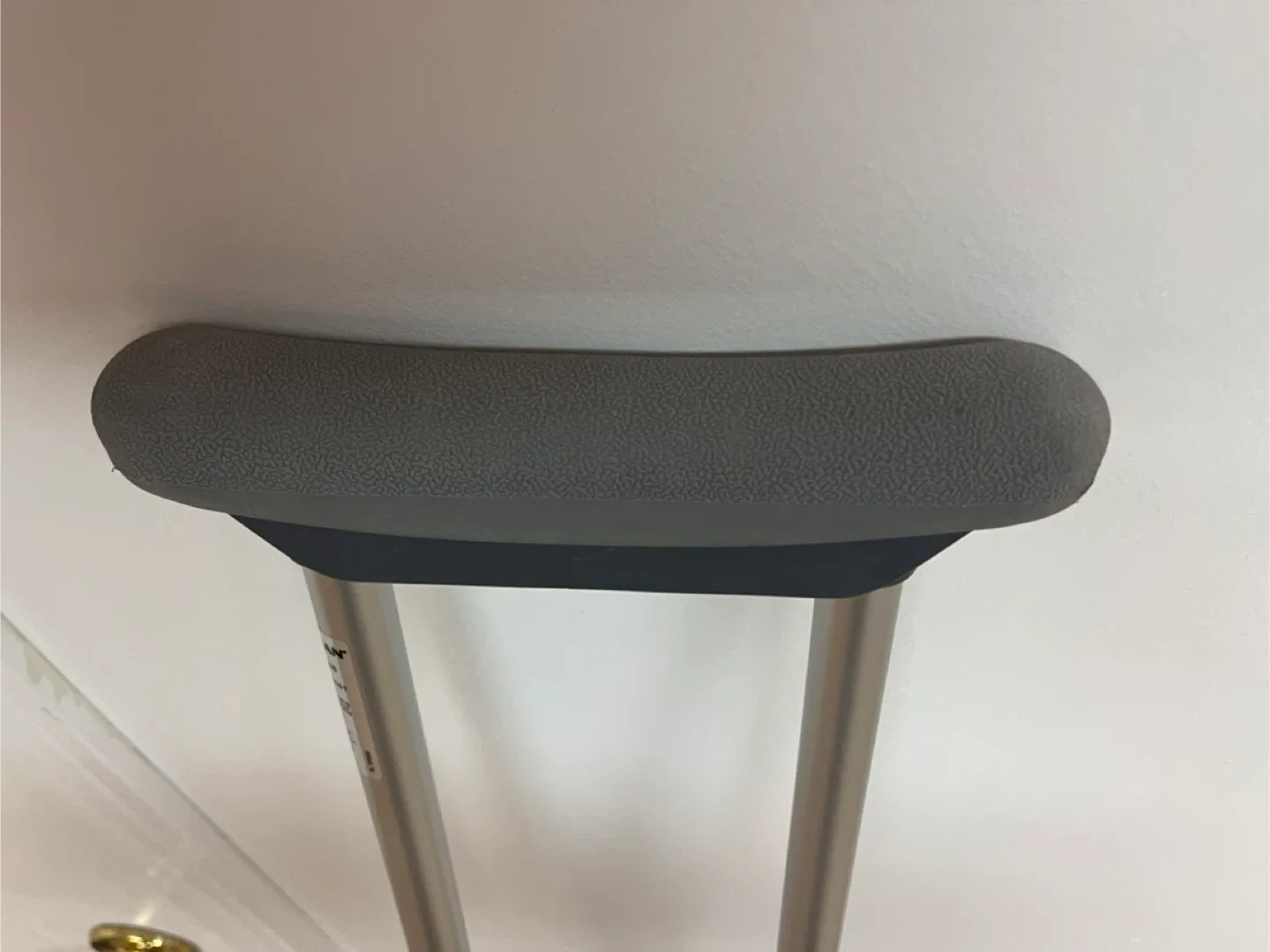 Adult Medium Height Aluminum Crutches - like new image indicator(2)