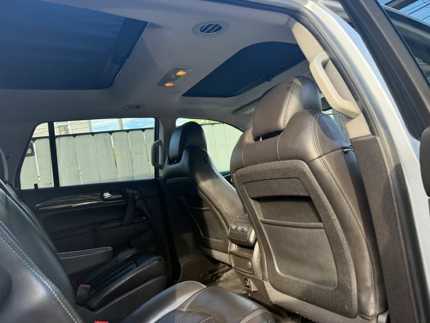 2017 Buick Enclave SUV - Silver image indicator(5)