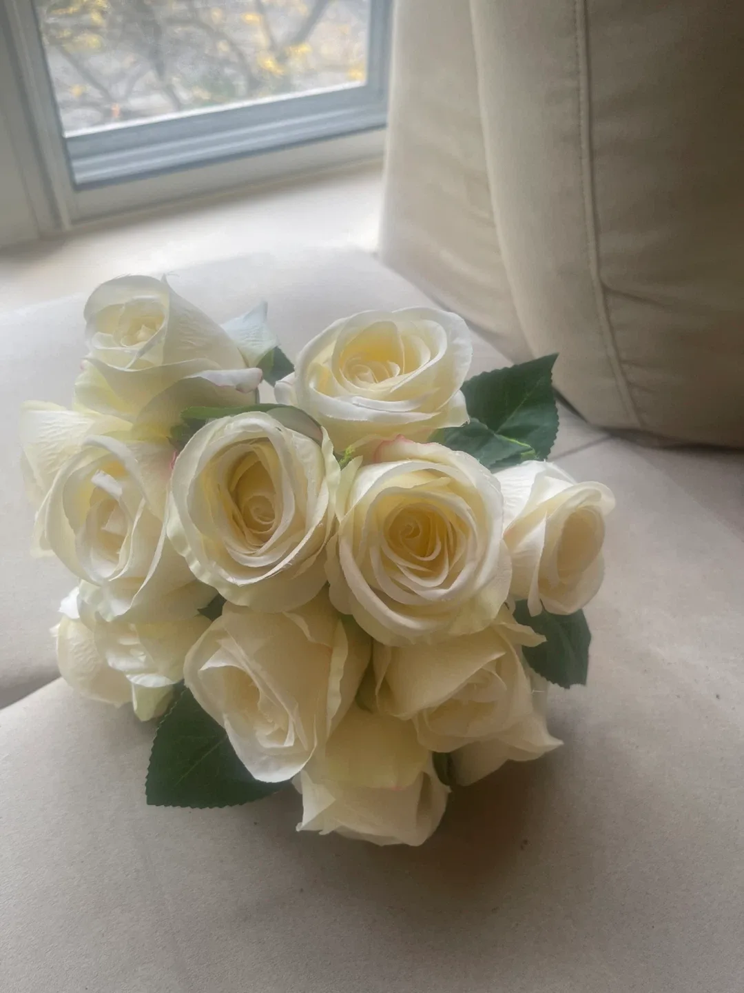 Artificial Flower Bouquets image indicator(2)