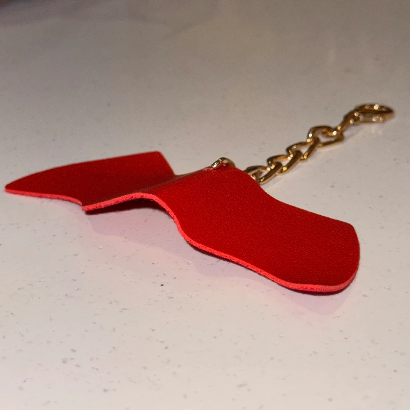 NEW Red Bat Bag Charm With Gold Chain - photo 5