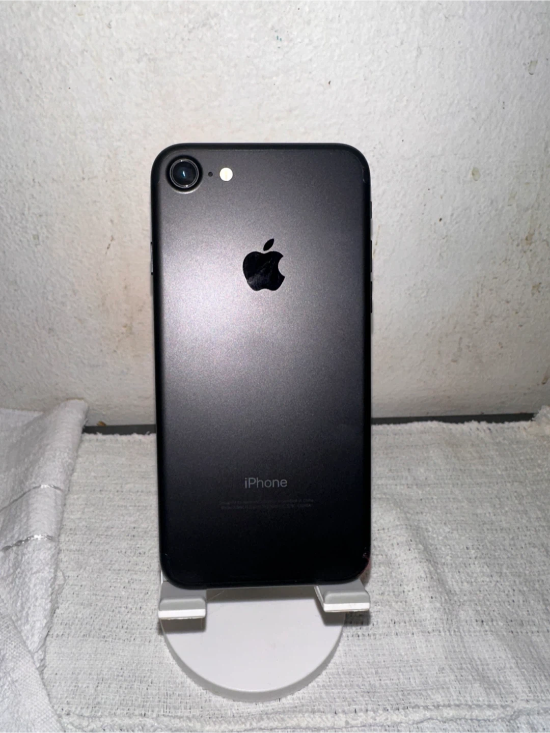 iPhone 7 - photo 4