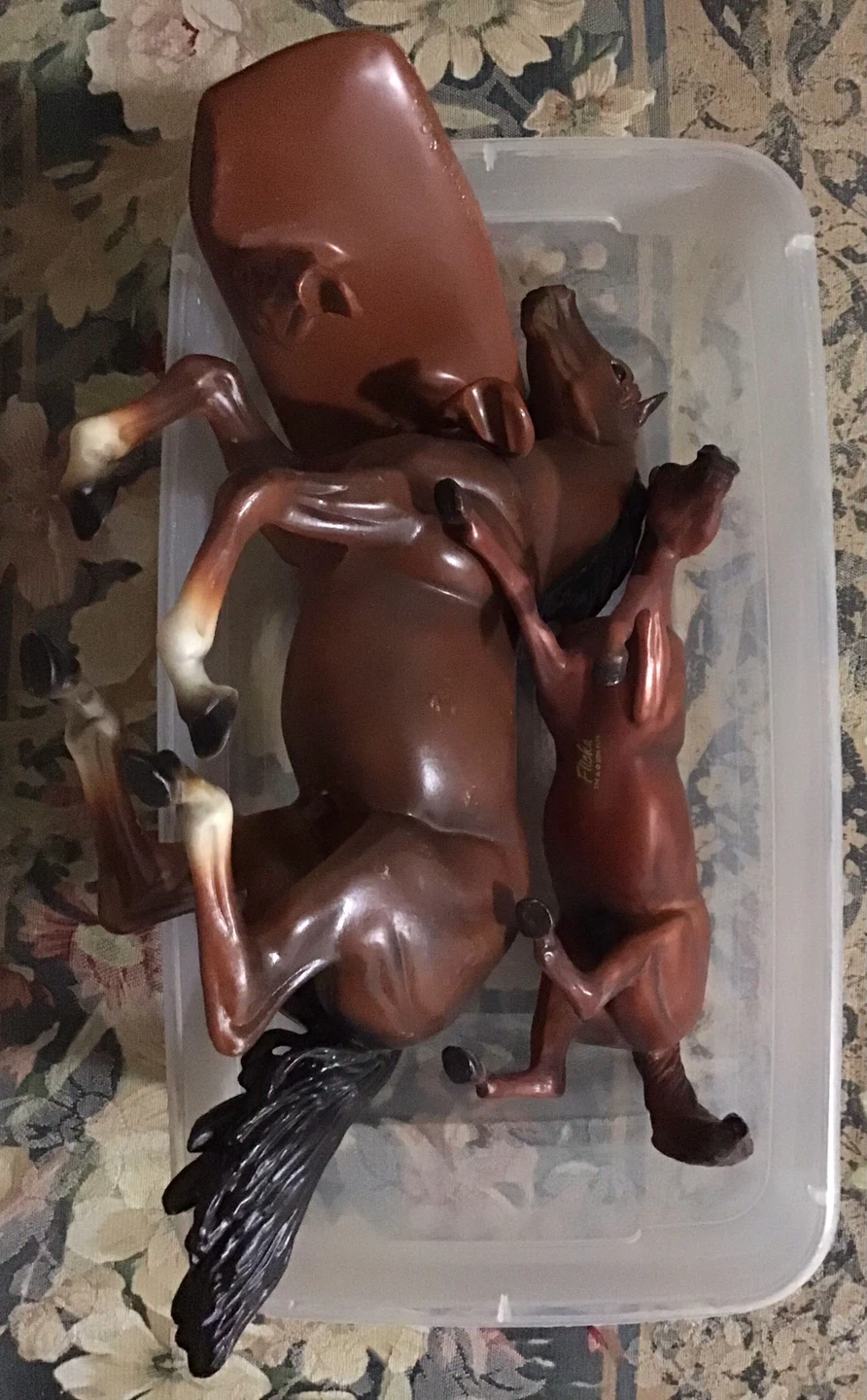 Only 2 Horses Left - photo 5