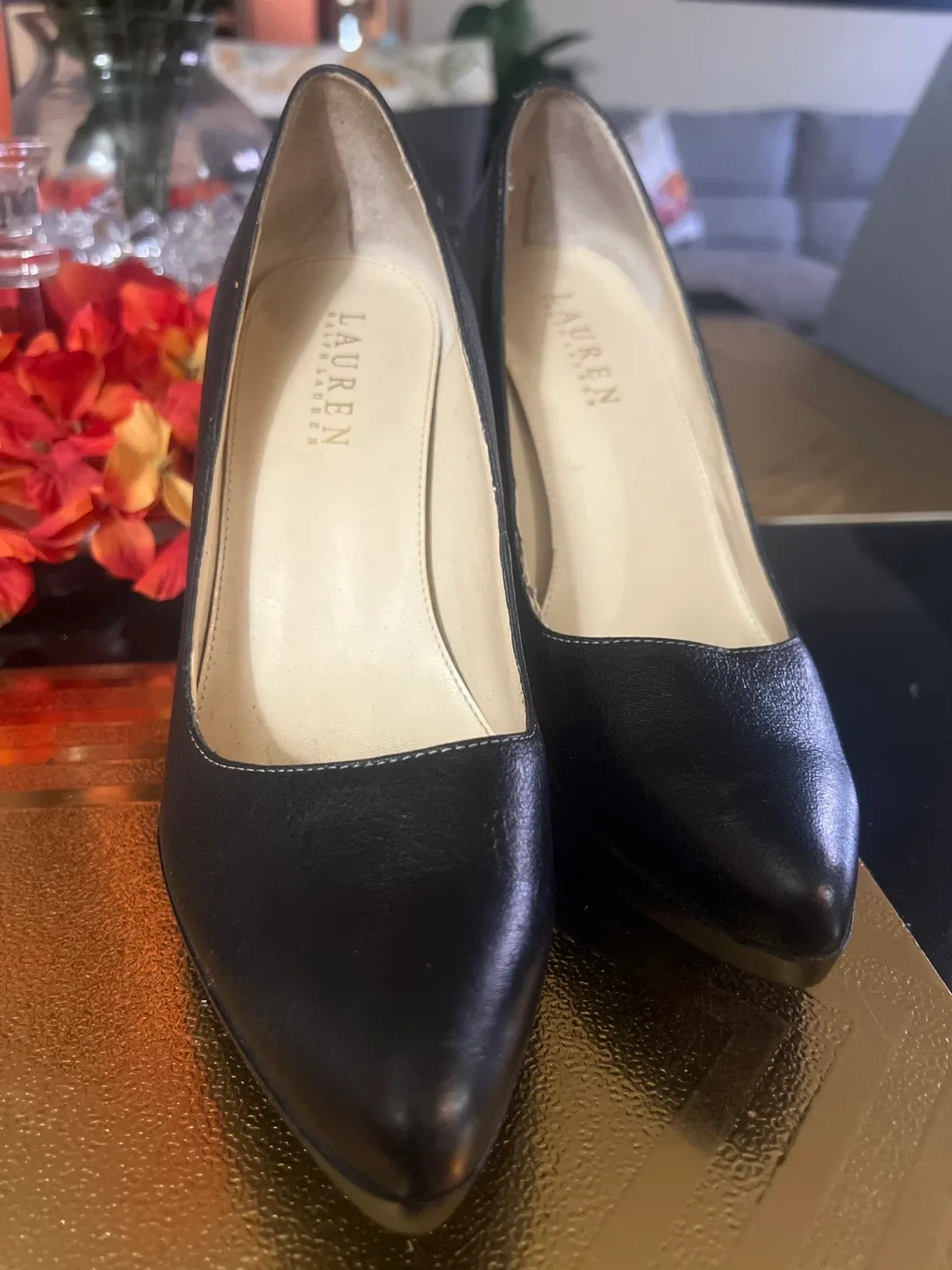 Ralph Lauren Black Leather Heels image indicator(3)