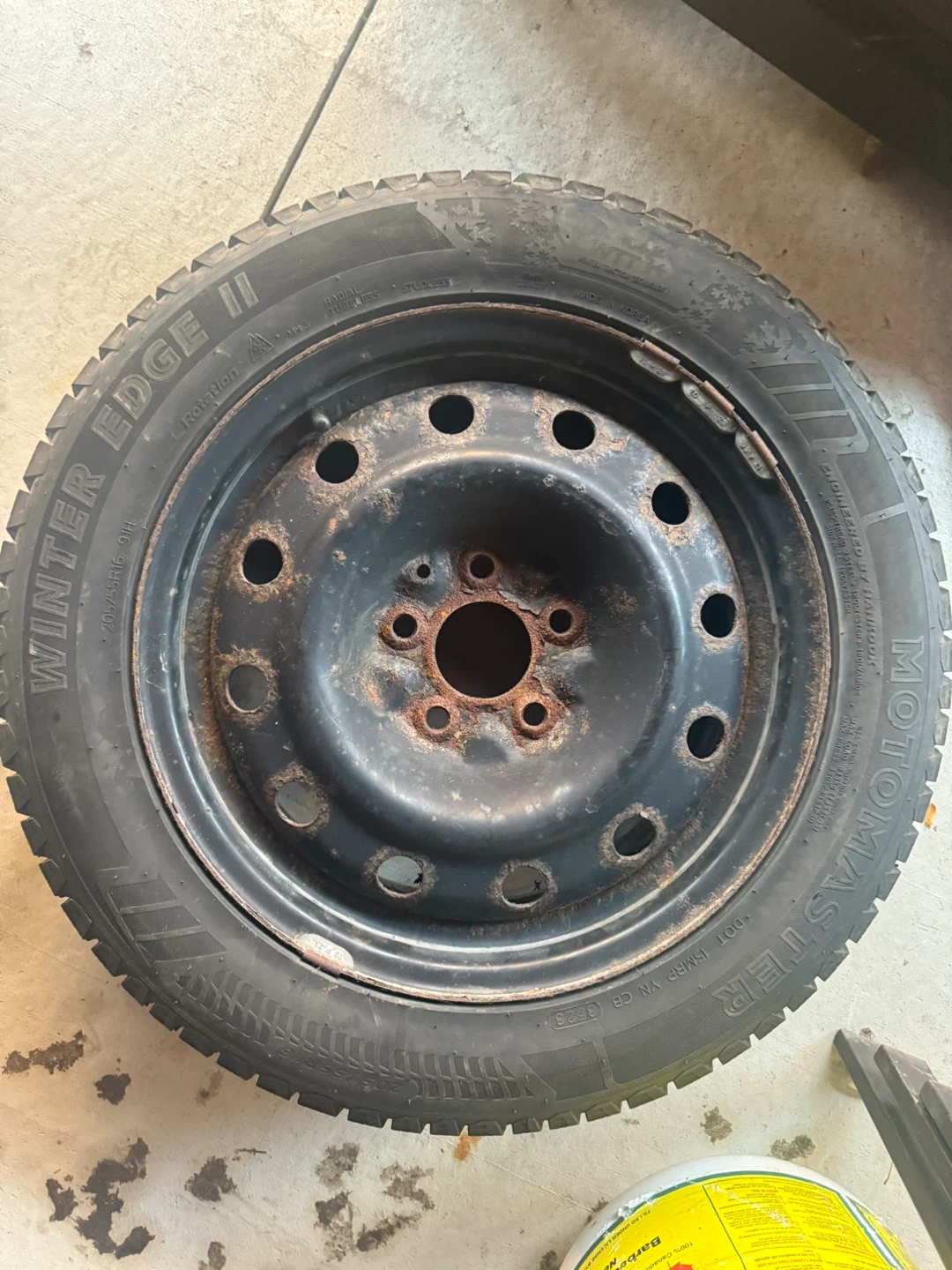 Motomaster Winter Edge II 205/55R16 Tire - photo 5