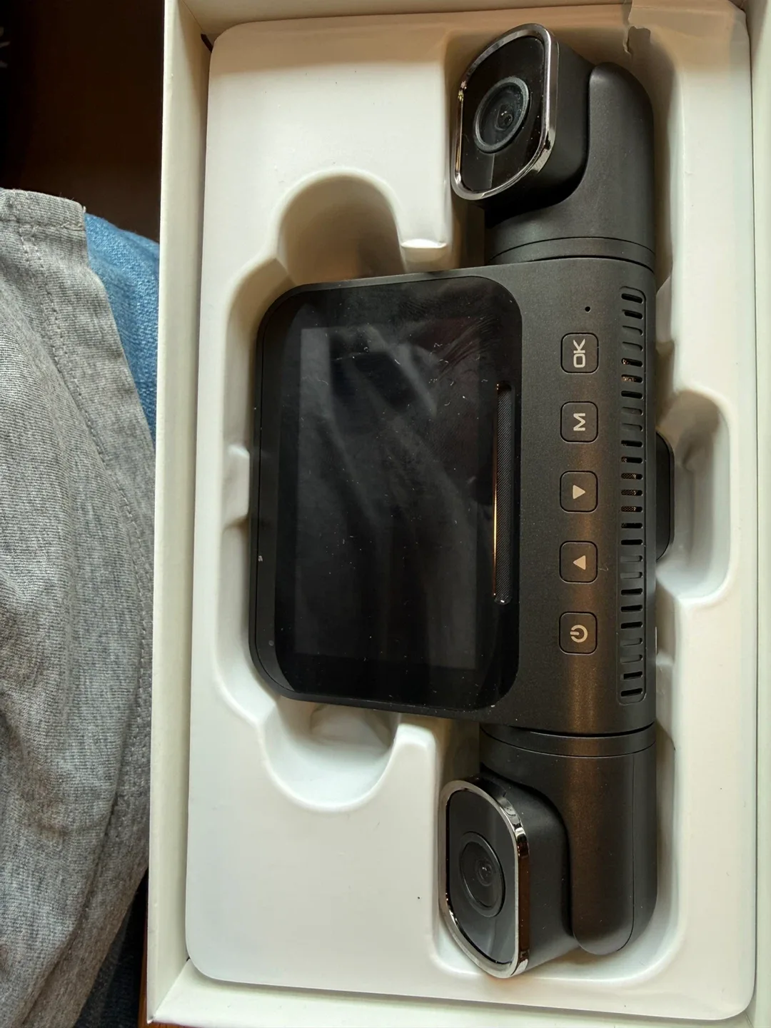 AZDOME 360 view M660 4-CH Dashcam image indicator(8)