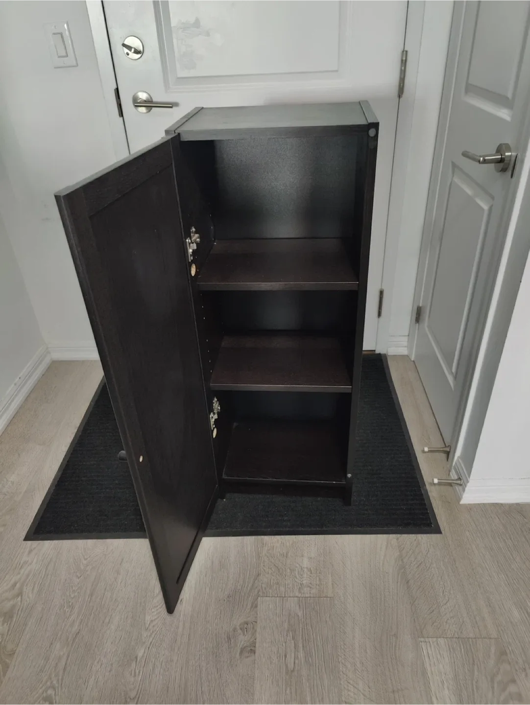 Ikea Billy Cabinet image indicator(2)