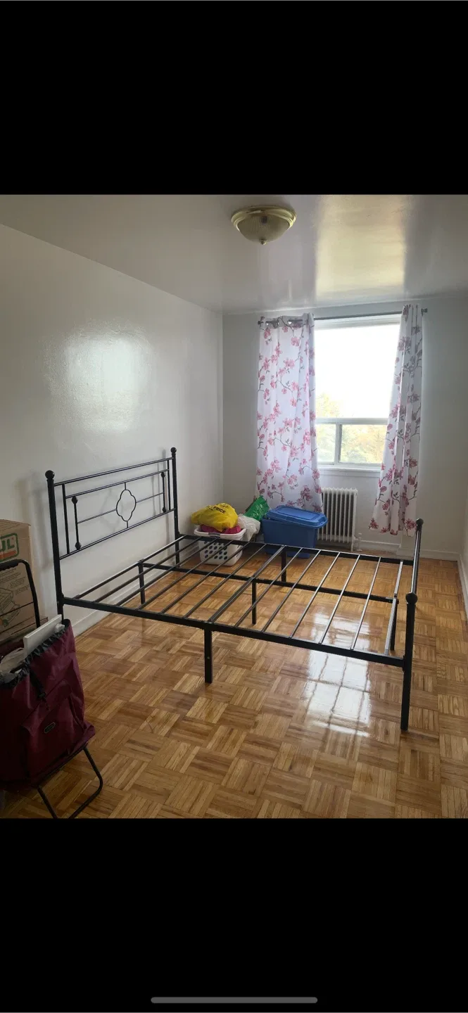 Metal Bed Frame - Black thumbnail