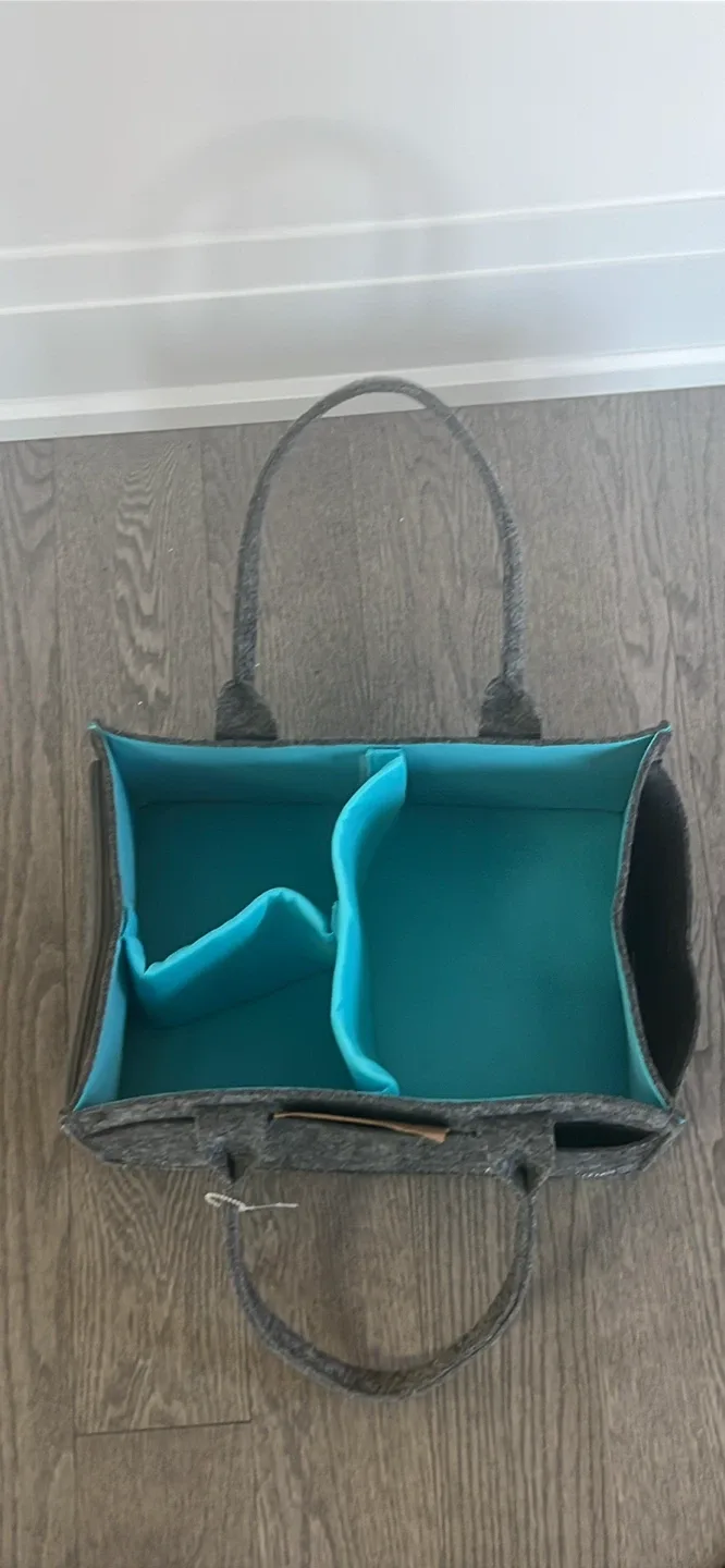 Mulieollie Gray Felt Diaper Caddy Tote image indicator(2)