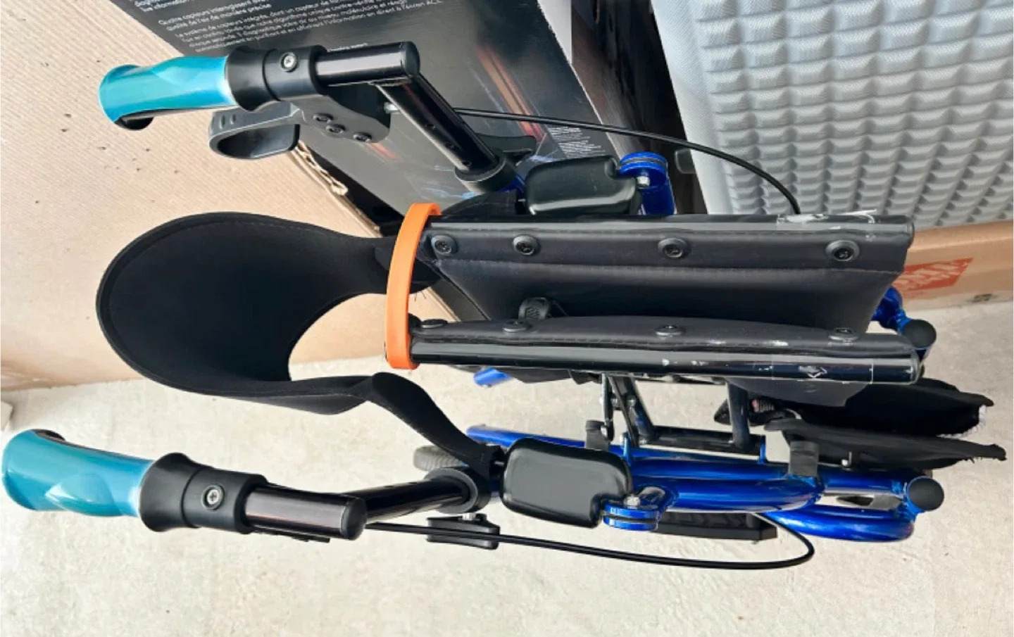 Airgo Fusion Rollator Walker - Blue image indicator(7)