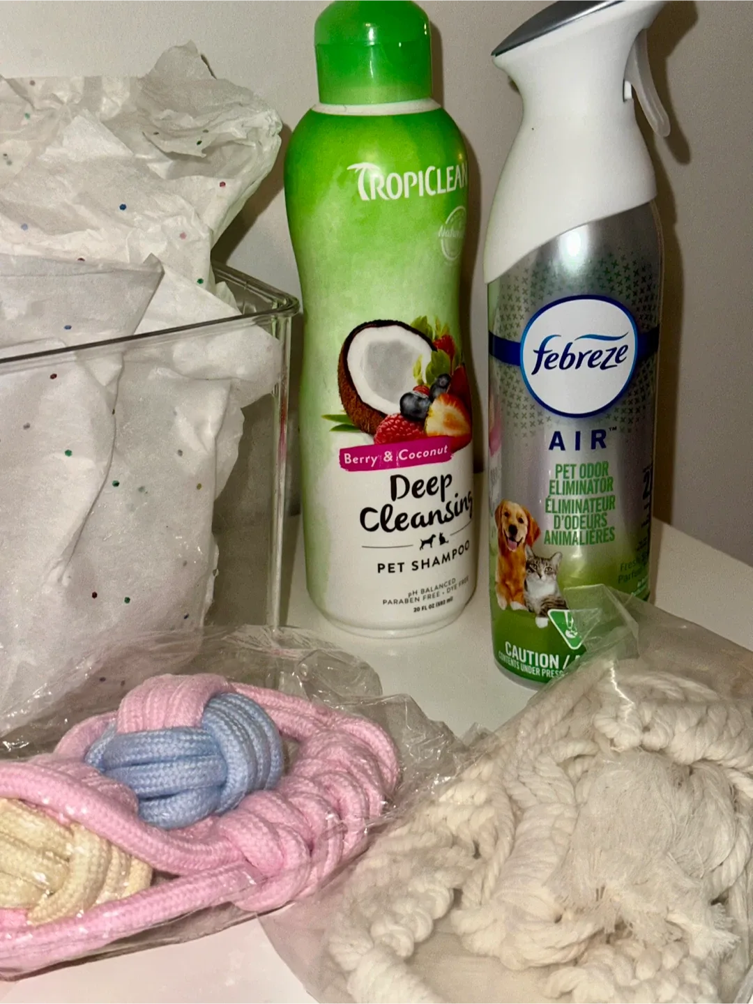 Tropiclean Berry & Coconut Deep Cleansing Pet Shampoo image indicator(3)