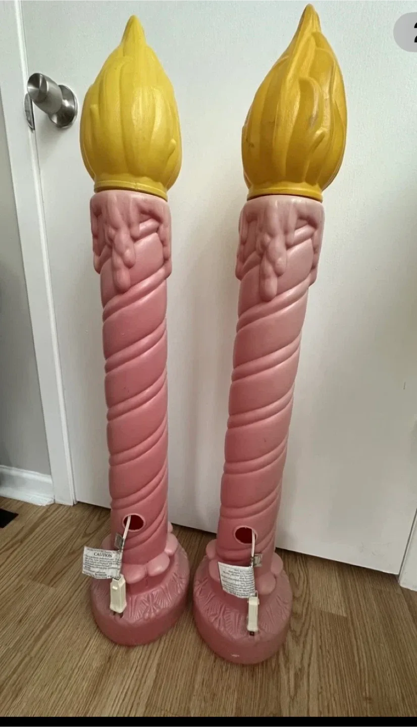 Vintage Blow Mold Christmas Candles image indicator(2)