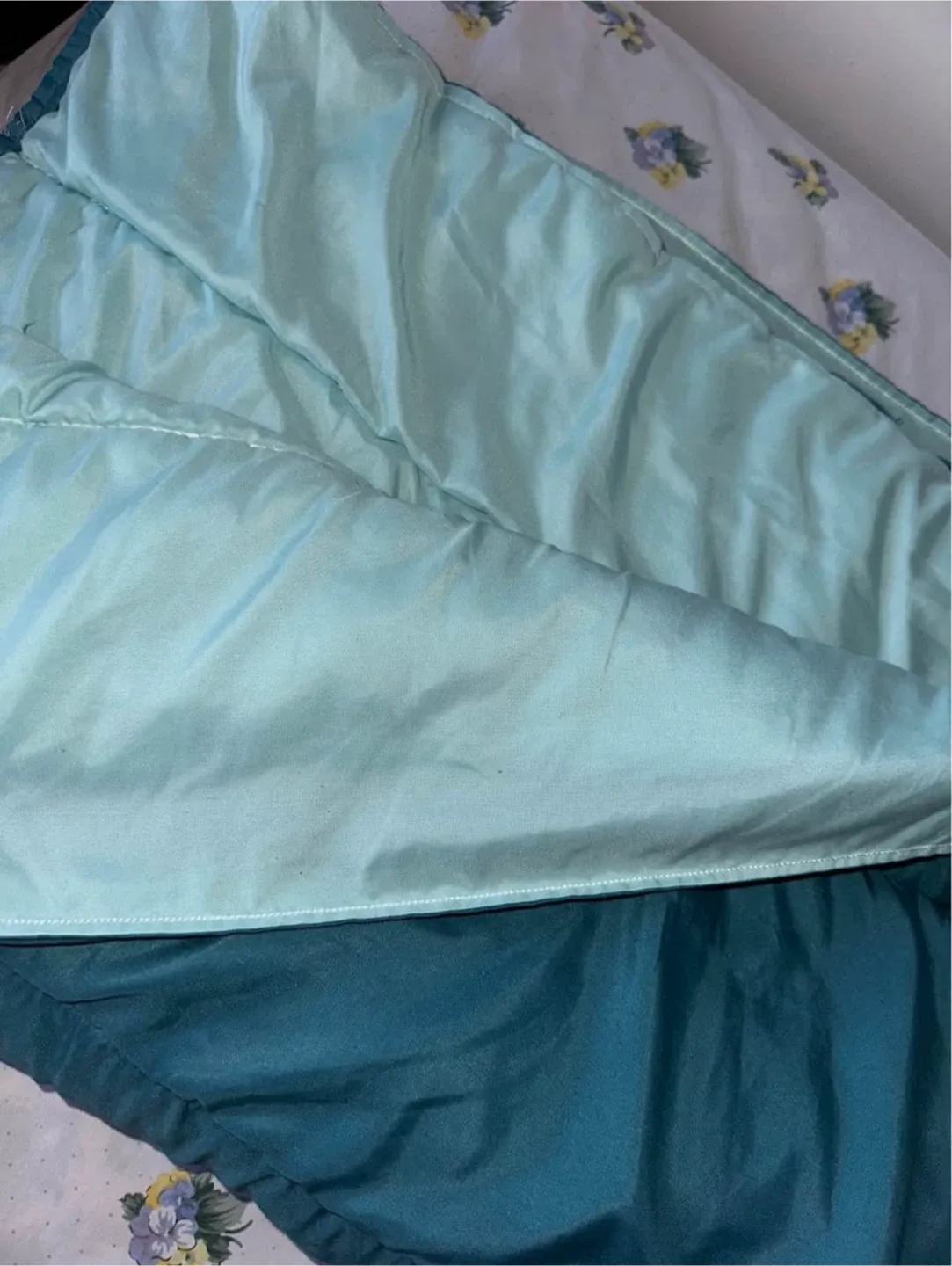 Blue Sleeping Bag image indicator(2)