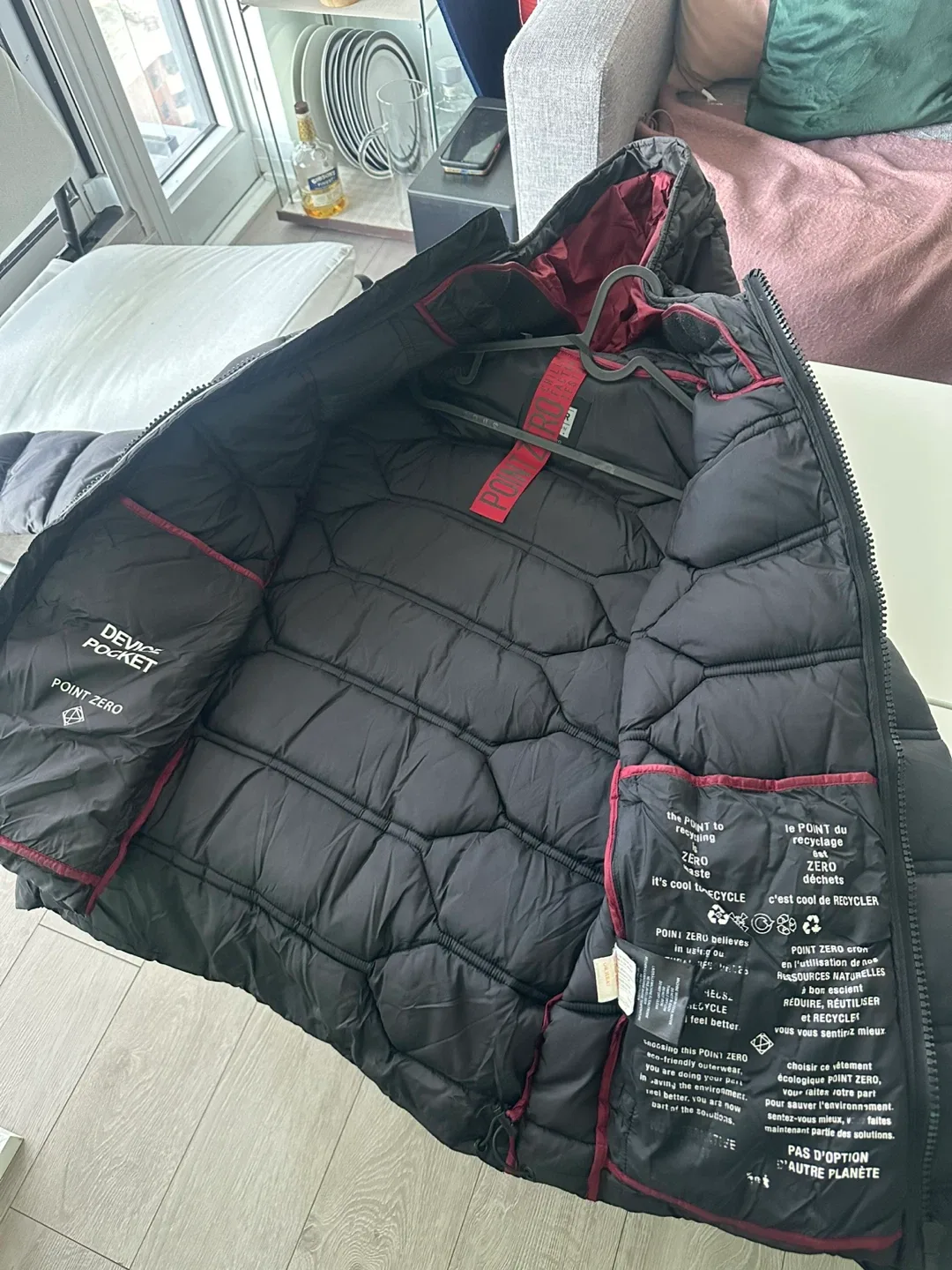 Point Zero Puffer Jacket - Size S like new image indicator(2)