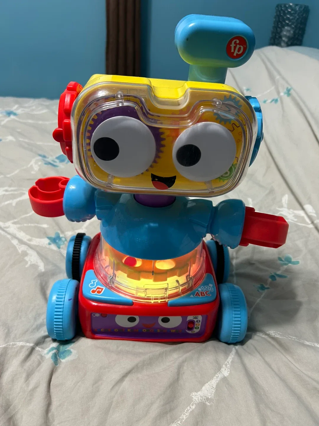 Fisher-Price Happy Heureux Robot Toy image indicator(2)