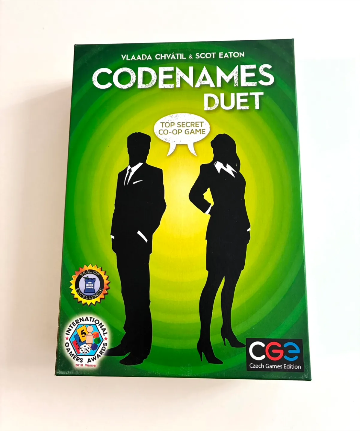 Codenames Duet board game thumbnail