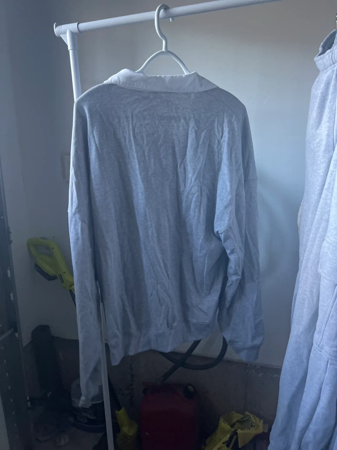 TNA Aritzia Grey Polo Sweatshirt - Size L image indicator(3)