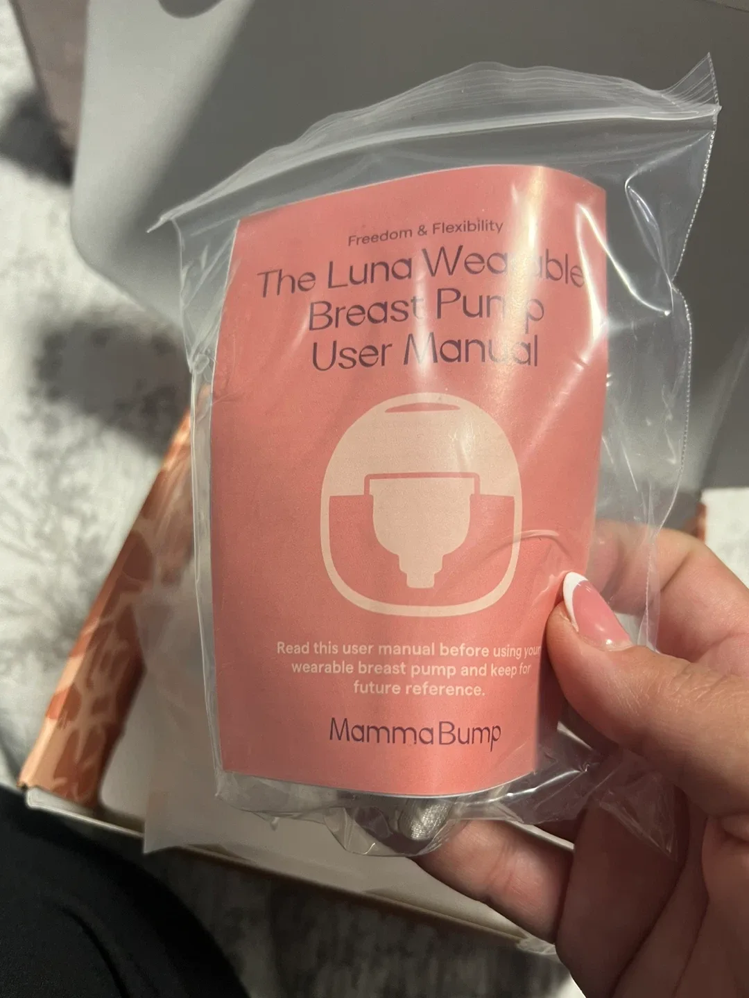 MammaBump The Luna Wearable Breast Pump - Double image indicator(4)