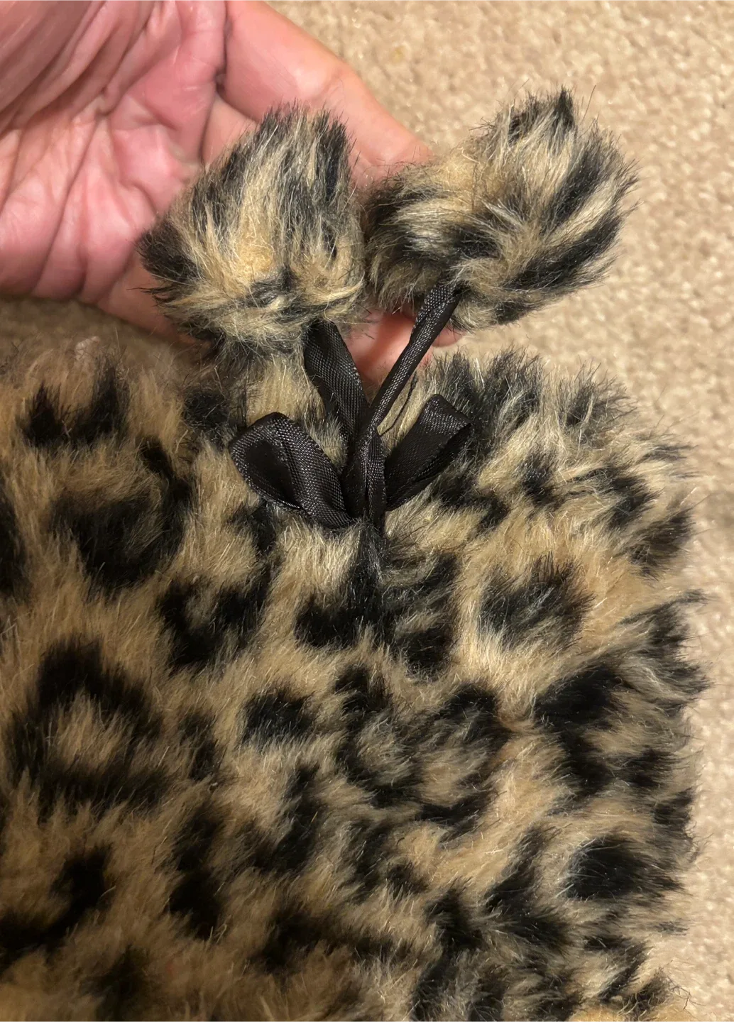 Leopard Print Slipper Boots (size 9/10) image indicator(5)