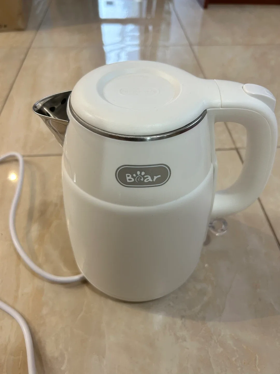 Bear Electric Kettle - White thumbnail
