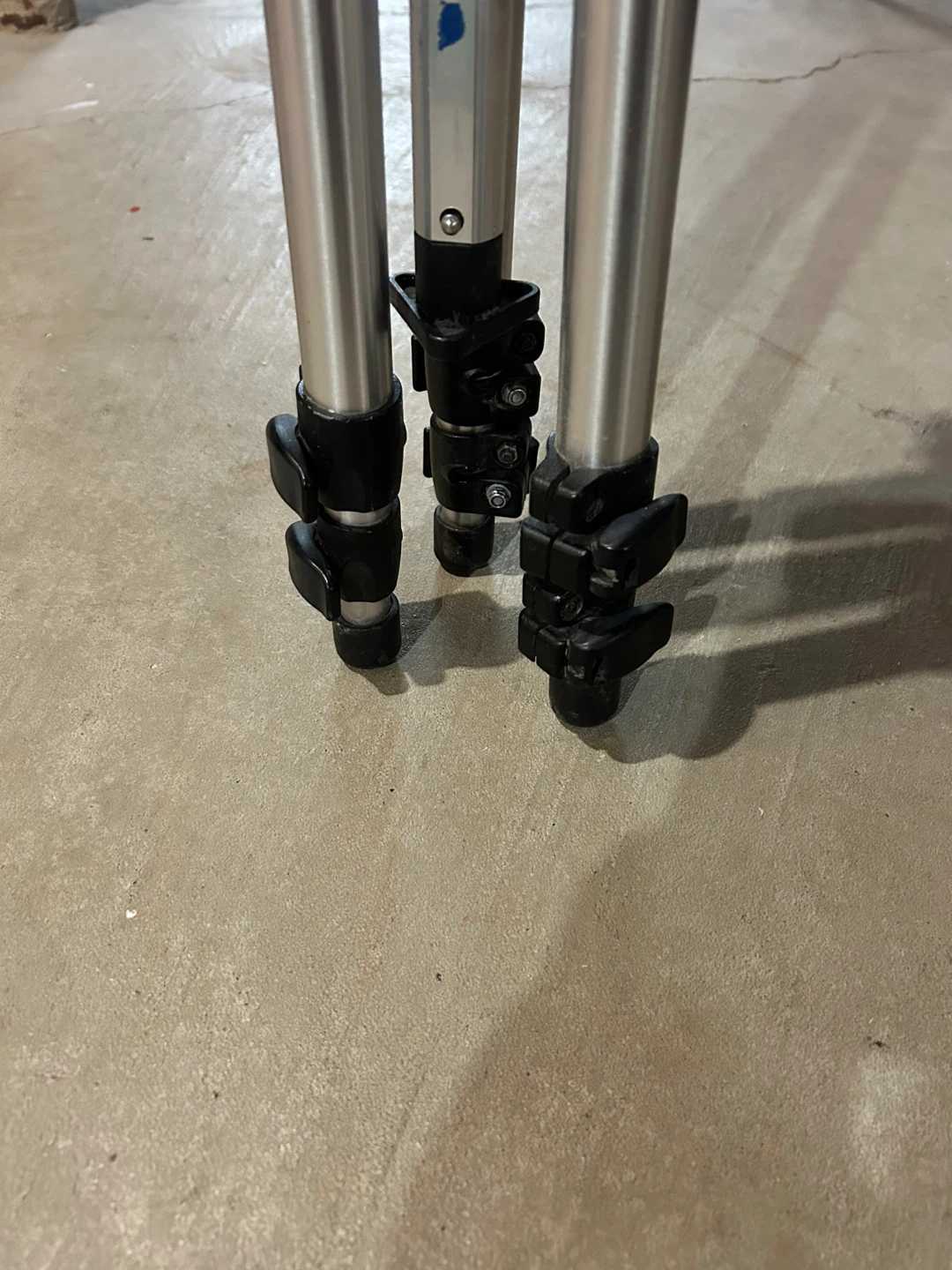 Manfrotto Tripod - Made in Italy - photo 5