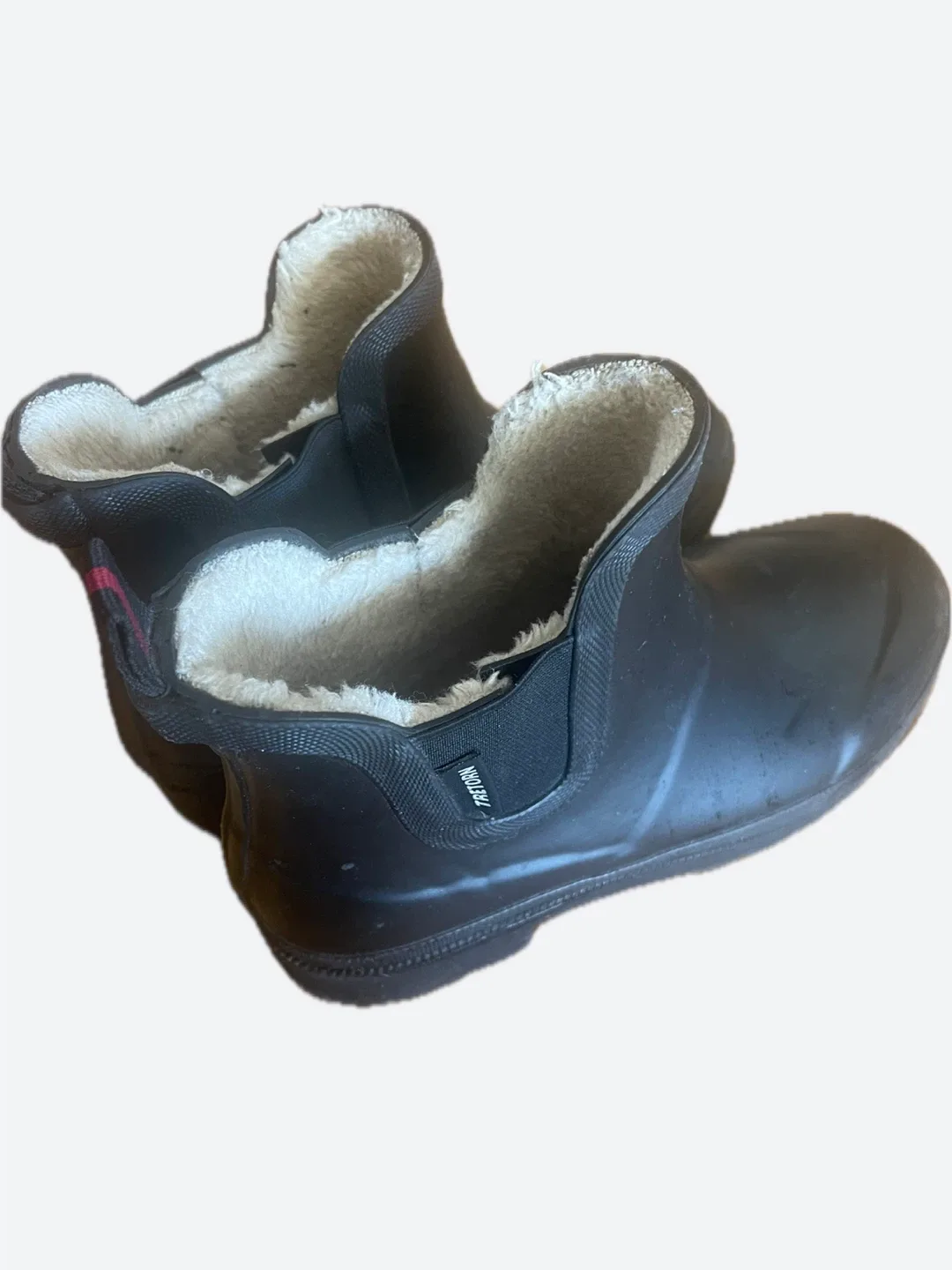 Tretorn Black Chelsea Boots- size US 7 image indicator(4)