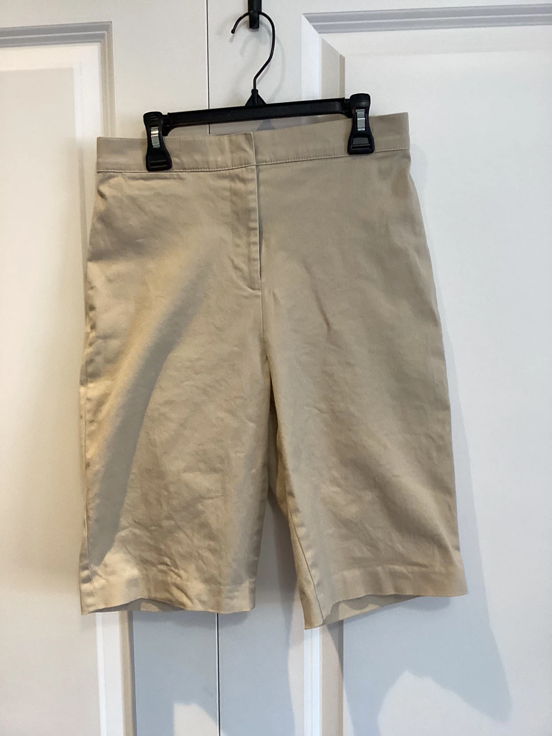 CLEO BEIGE SHORTS