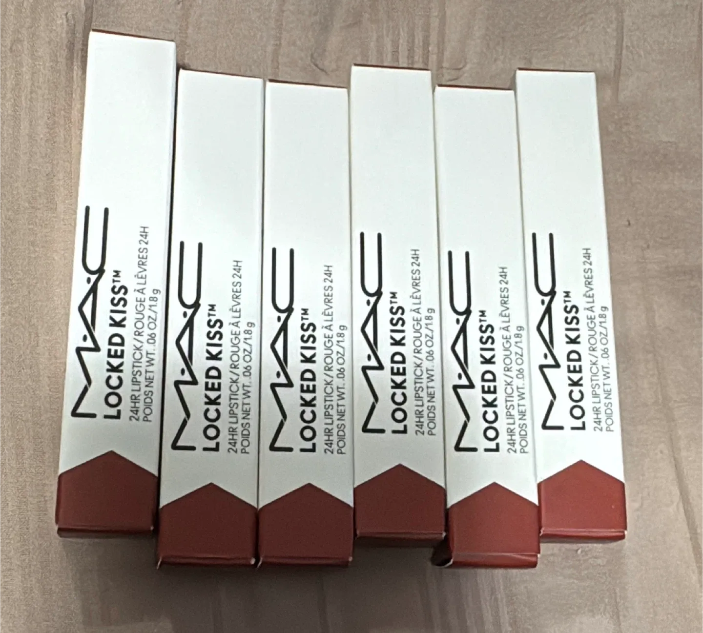 MAC Lipstick Lot - Assorted Shades image indicator(9)