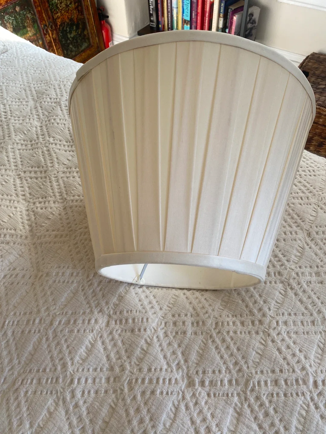 Pleated Lampshade - Cream Color image indicator(3)