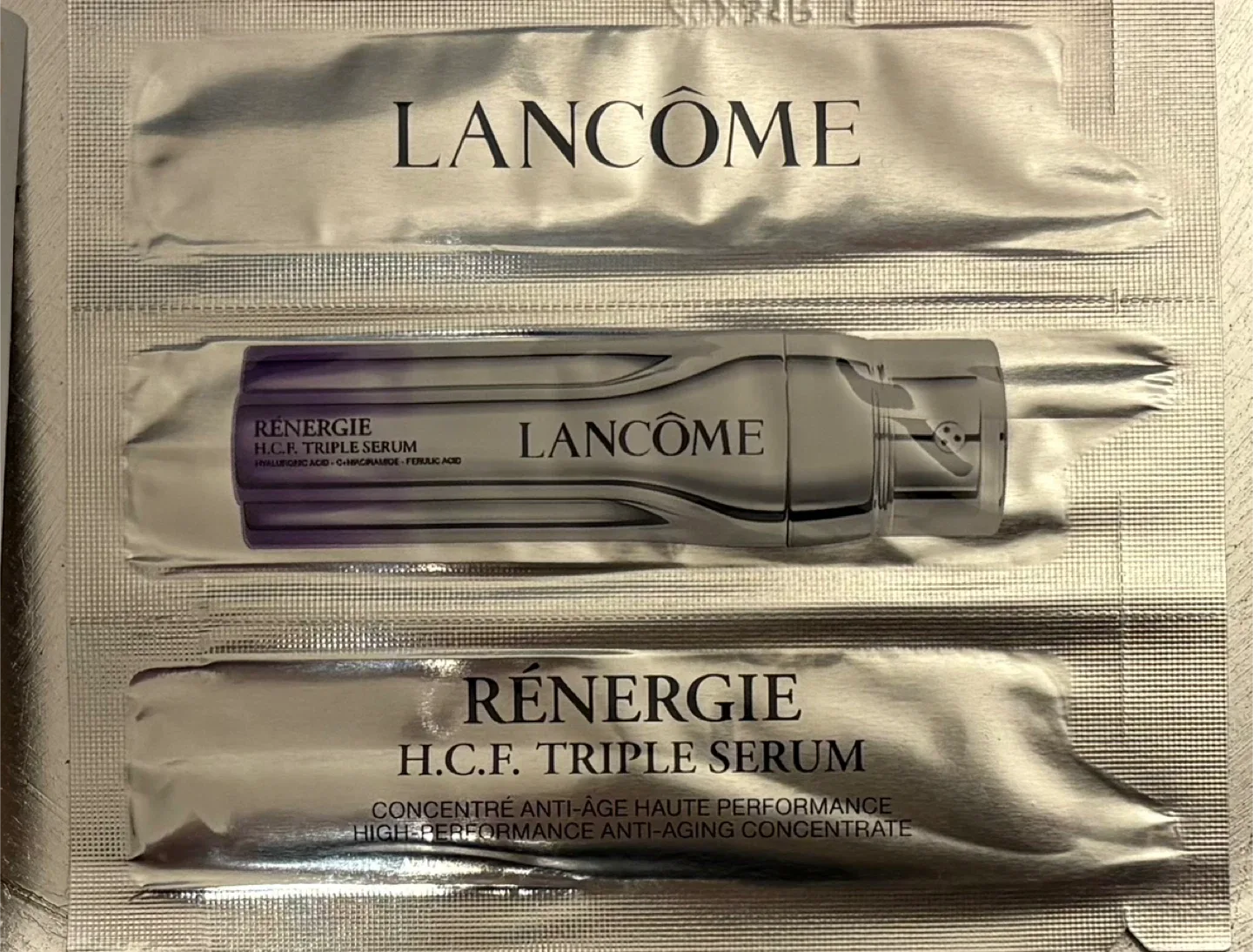✨✨Lancôme Beauty Set - L'Absolu Rouge, Idôle Lash, Génifique image indicator(8)