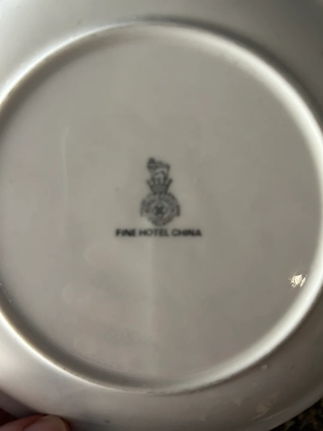 Fine Hotel China Dinnerware Set image indicator(2)