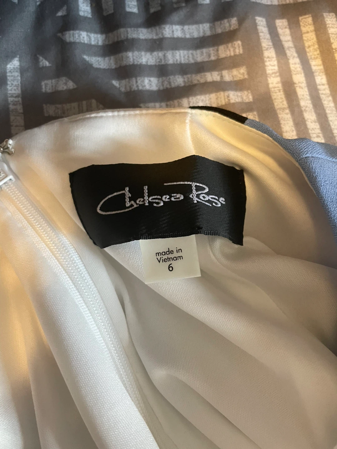 Chelsea Rose Dress - Size 6 - photo 5