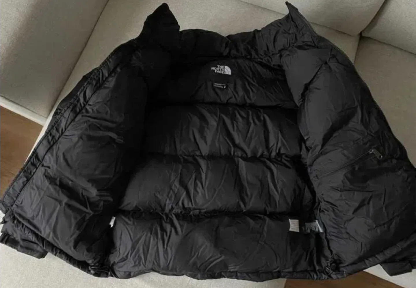 SUPERB WARM NEW The North Face Puffer  Very reasonable - Black image indicator(3)