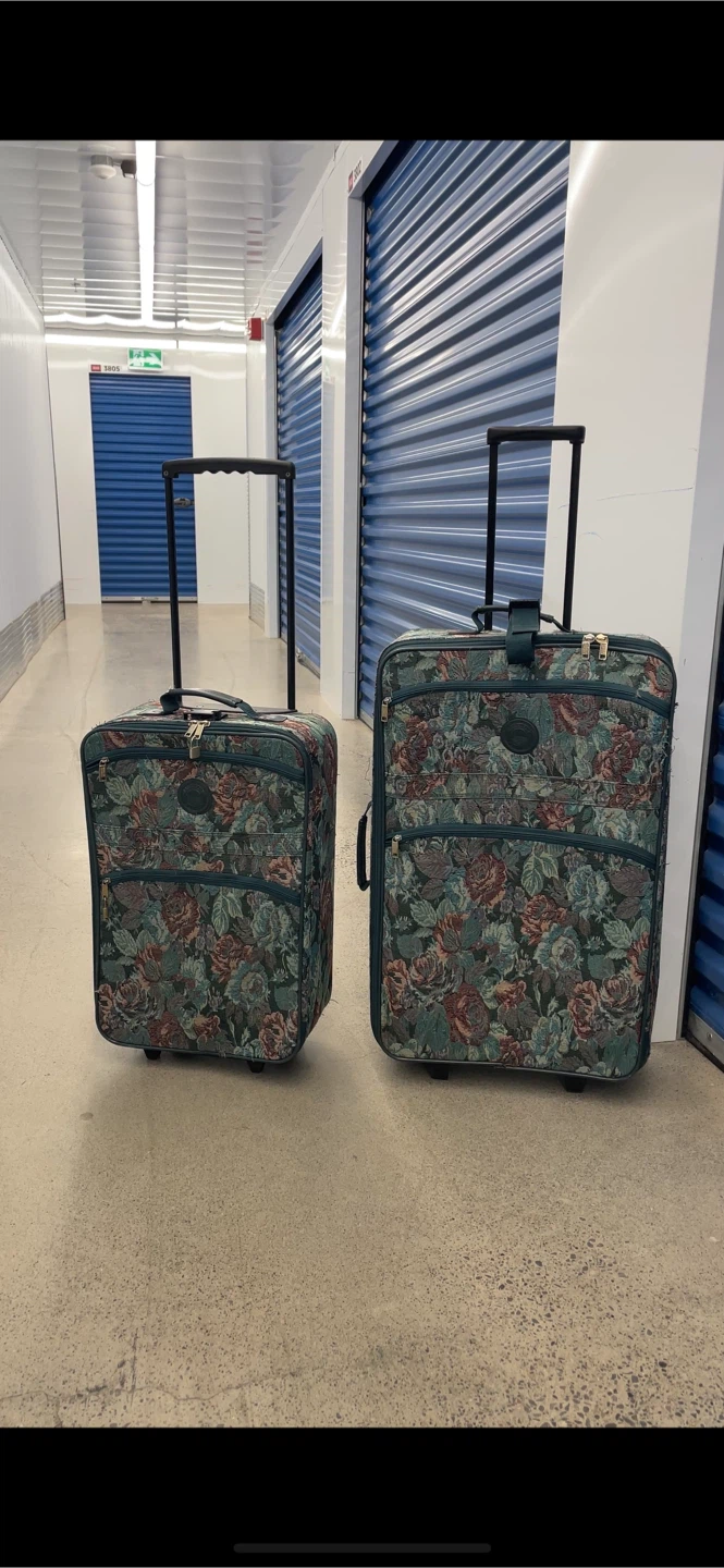 Floral Pattern Luggage Set - Two  Suitcases