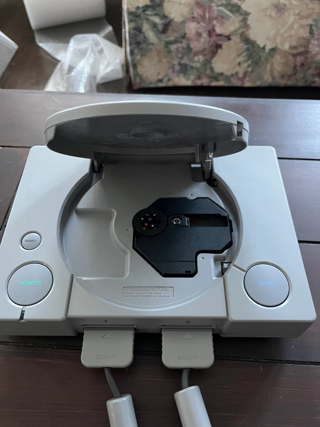 Sony PlayStation Console SCPH-7501 - photo 5