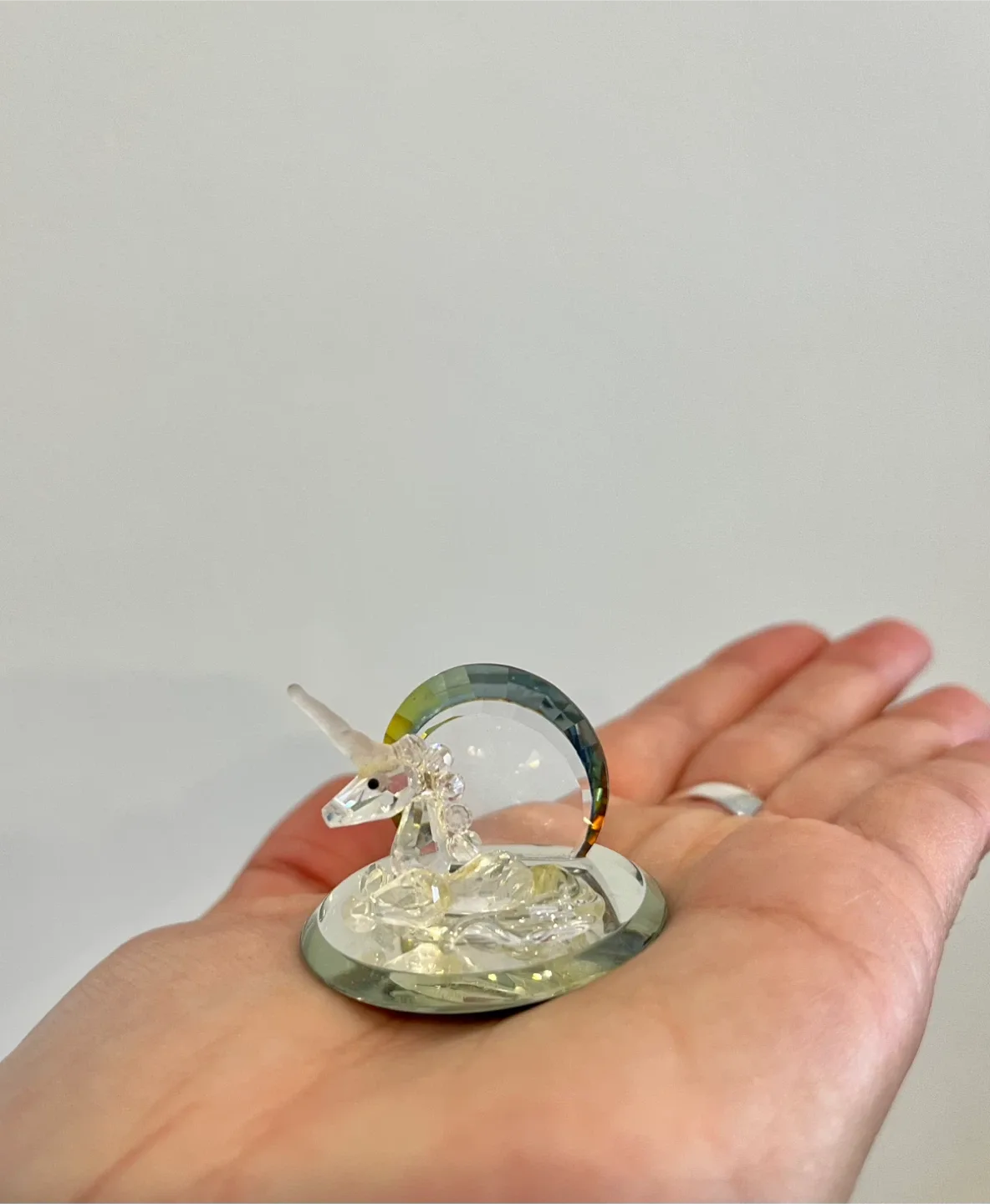 Crystal Unicorn Figurine image indicator(2)