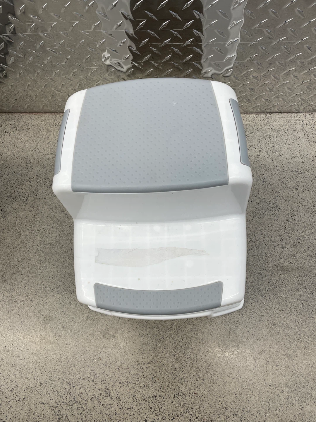 White & Grey Step Stool - photo 4