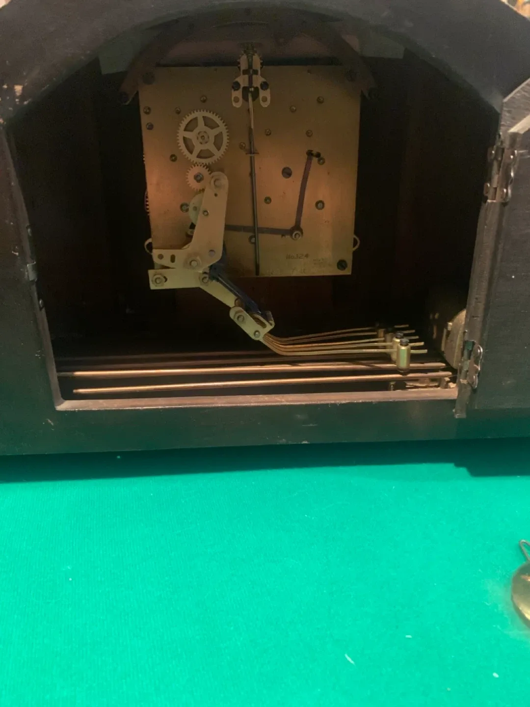 Seth Thomas Portsmouth Mantle Clock image indicator(5)