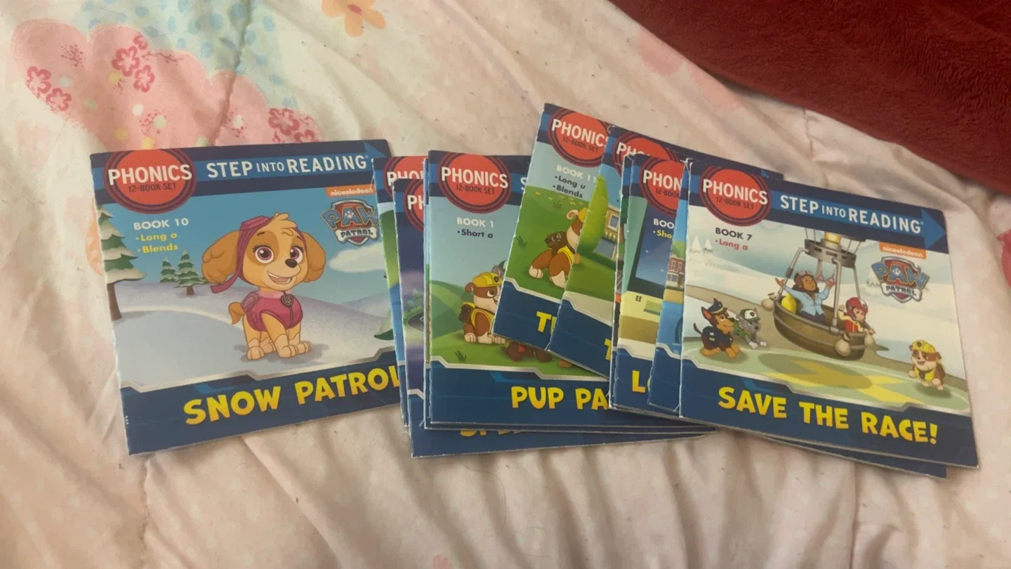 Paw Patrol Phonics Step Into Reading 12-Book Set thumbnail