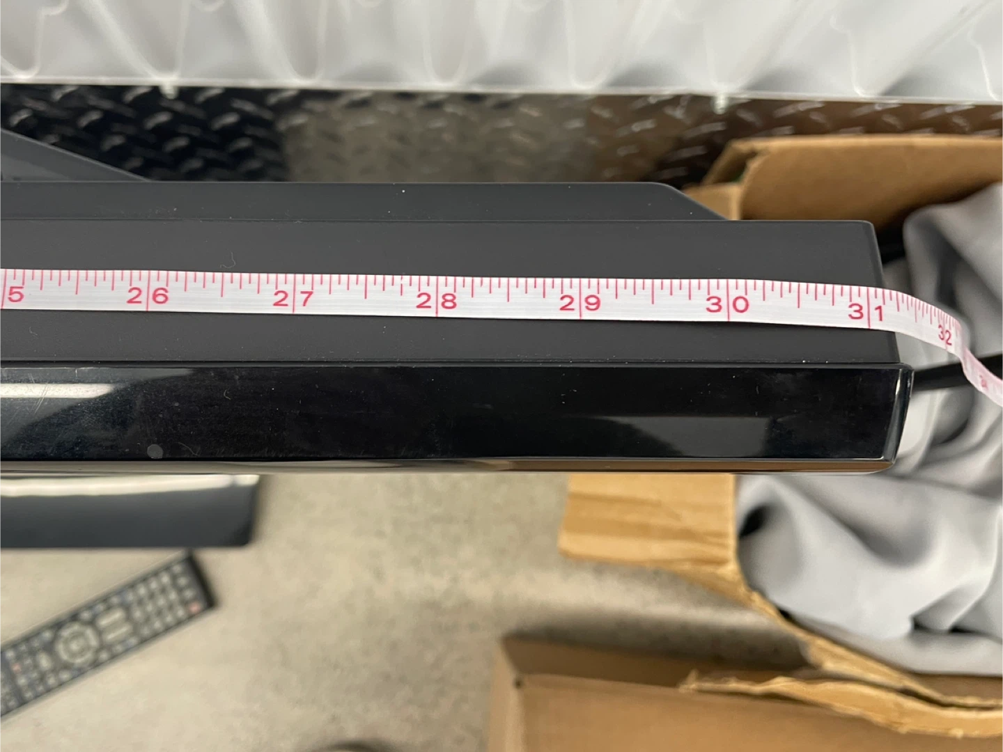 Toshiba LCD TV 32 inch - photo 3