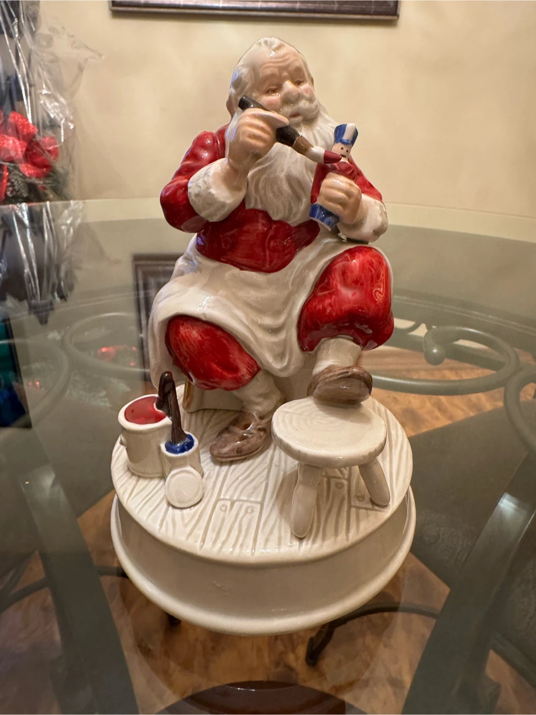 Gibson Santa's Toy Shop Musical Figurine