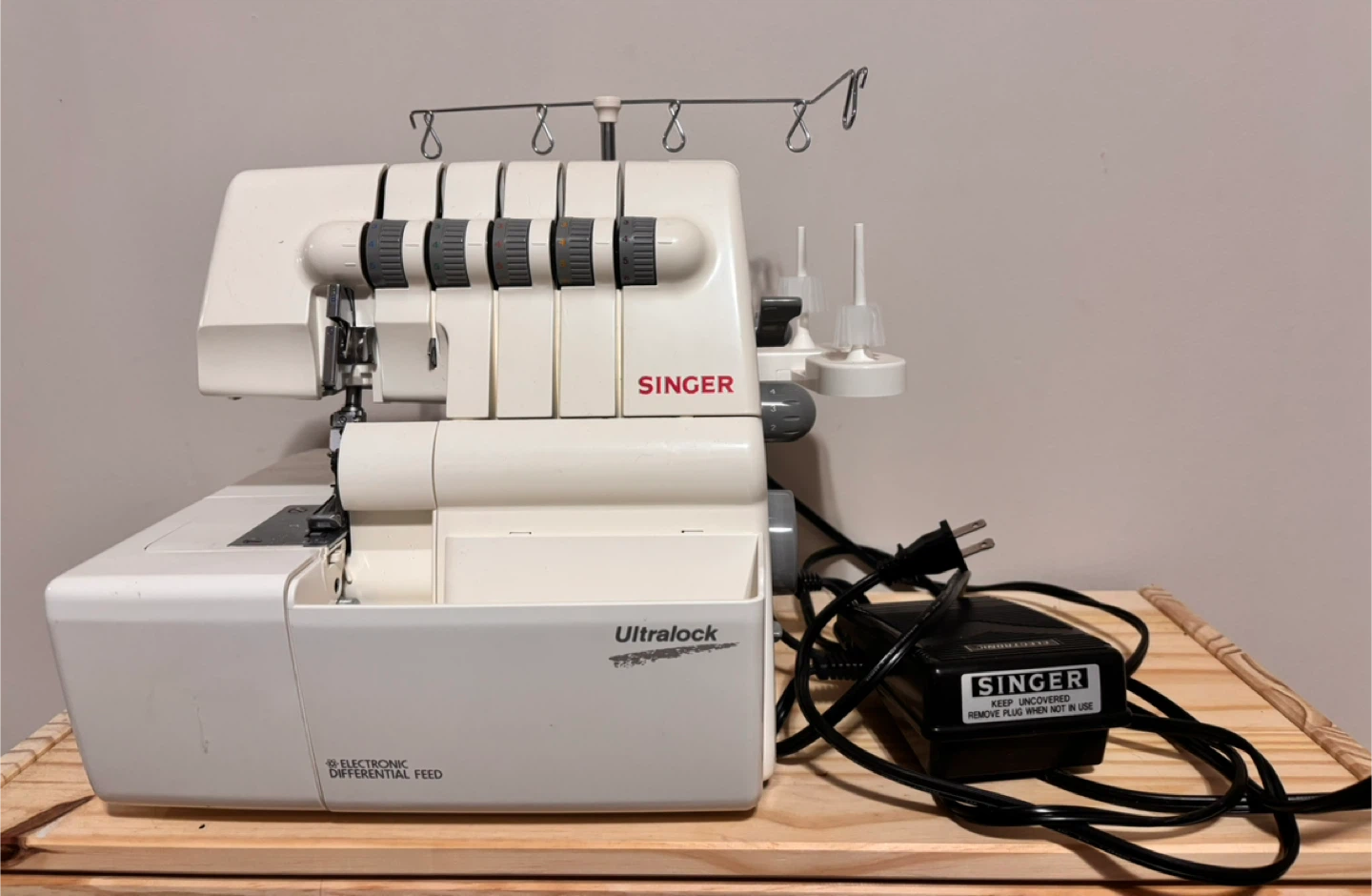Singer Ultralock 14u555