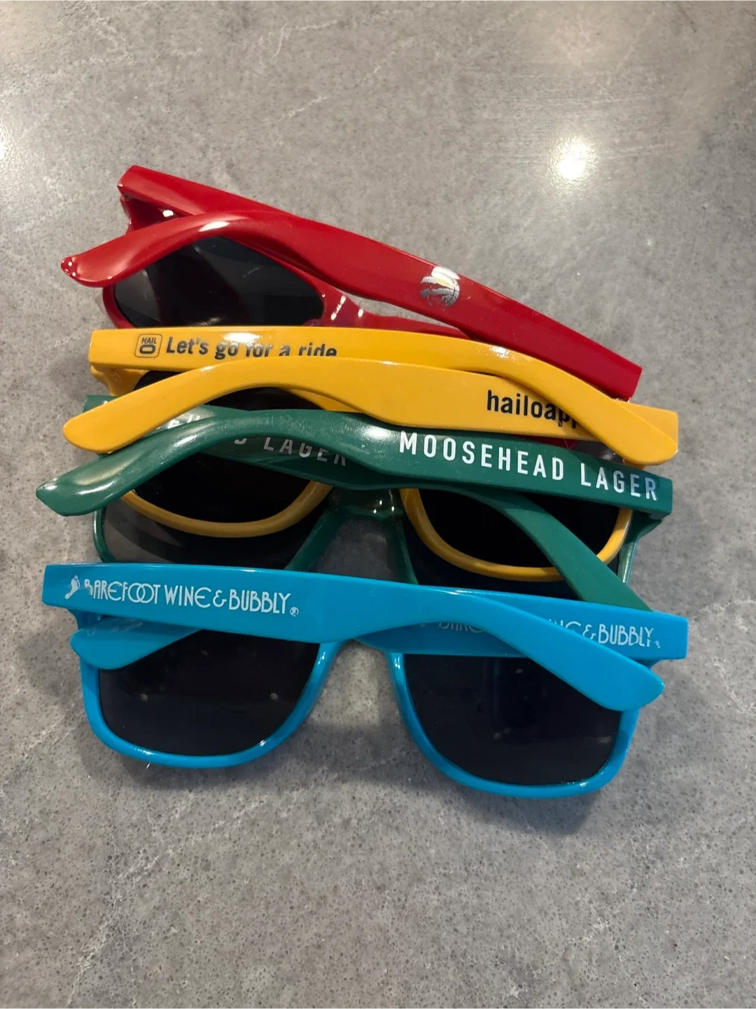 Mixed Lot of Sunglasses - Barefoot, Moosehead, Hailo image indicator(2)