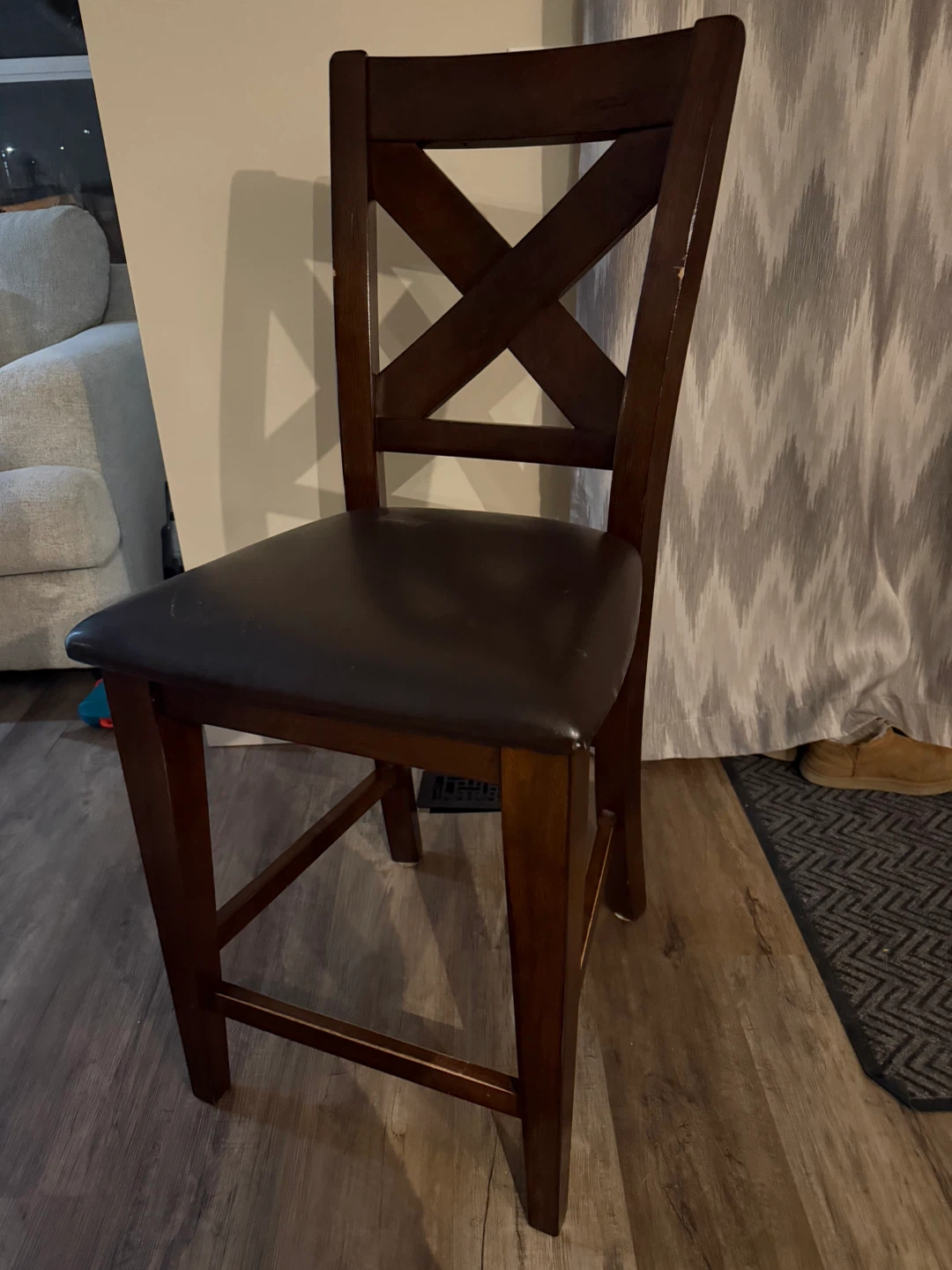 extendable dining table with four chairs - photo 2