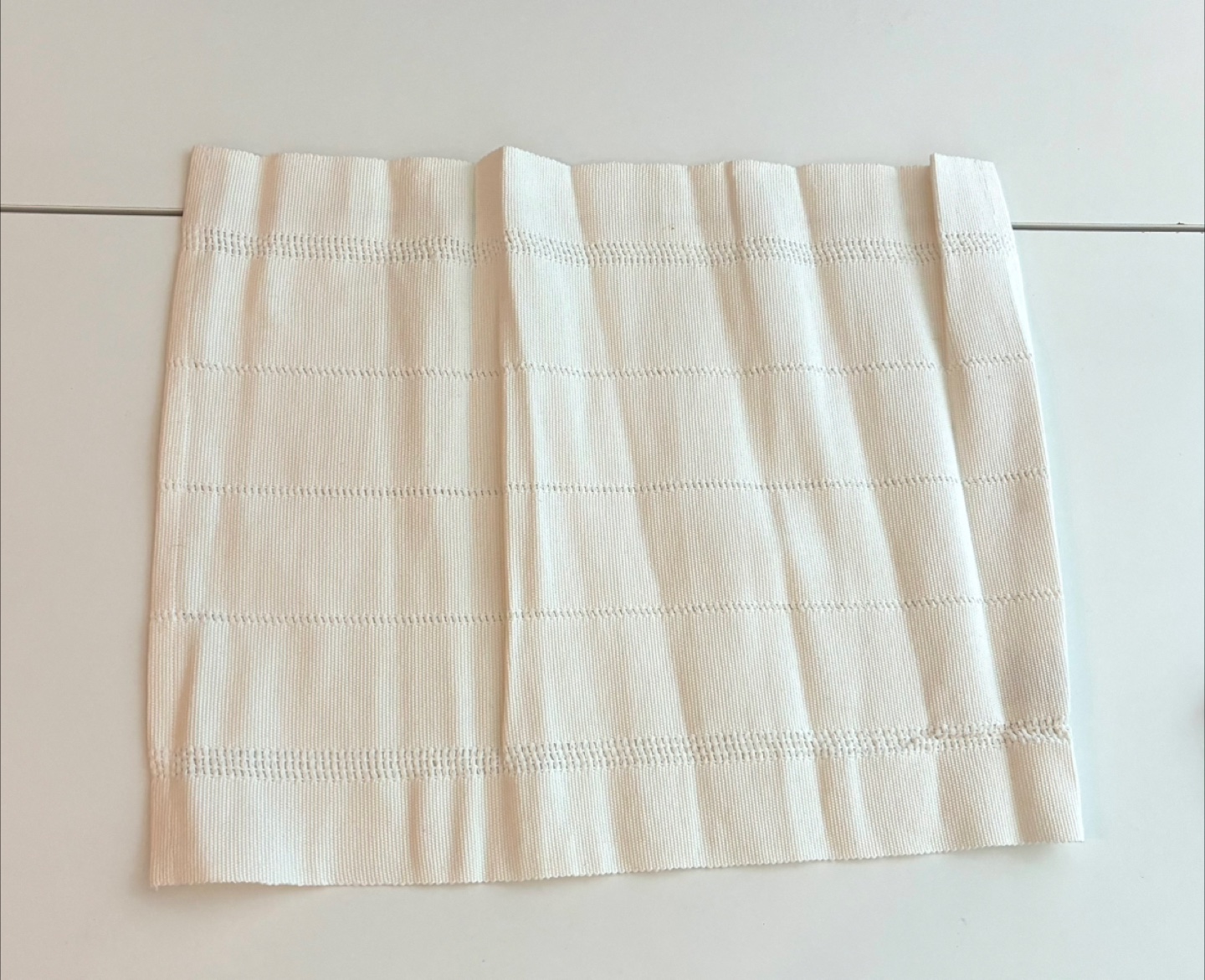 NEW Set of 4 white placemats - photo 3