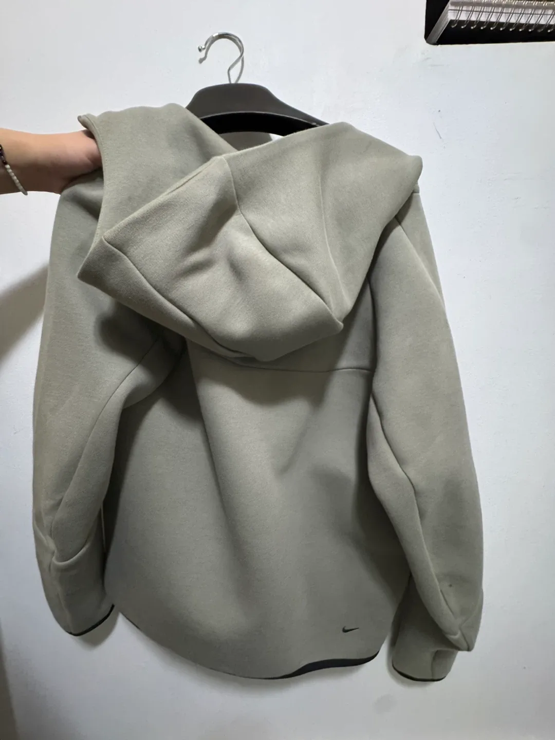 Mens Nike Tech Fleece Hoodie - Size M image indicator(4)